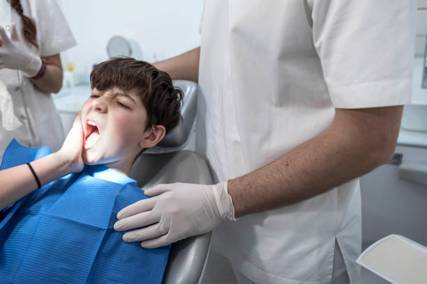 Best Dentist Open Late Near Me  in Des Allemands, LA